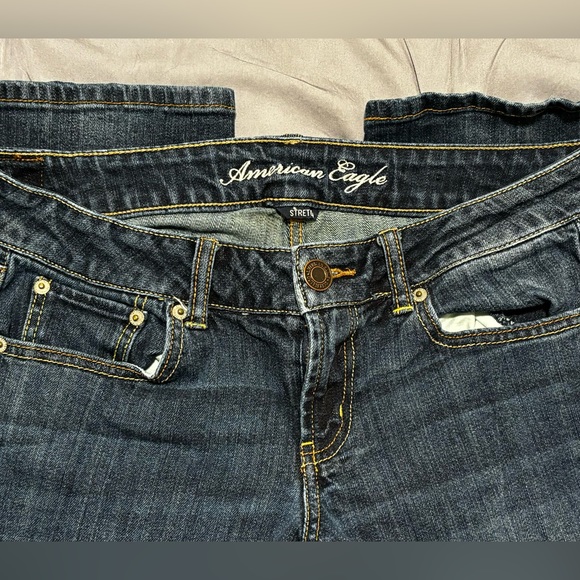 American Eagle Size 8 Stretch Boot Cut Blue Jeans - Picture 3 of 5